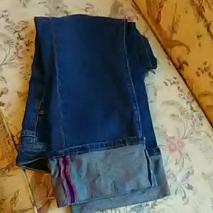 Levi's Other - Junior Jean Capris Levi's Other - Junior Jean Capris